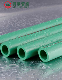 Tubo casuale del copolimero del polipropilene verde/superficie regolare tubo di plastica termoresistente